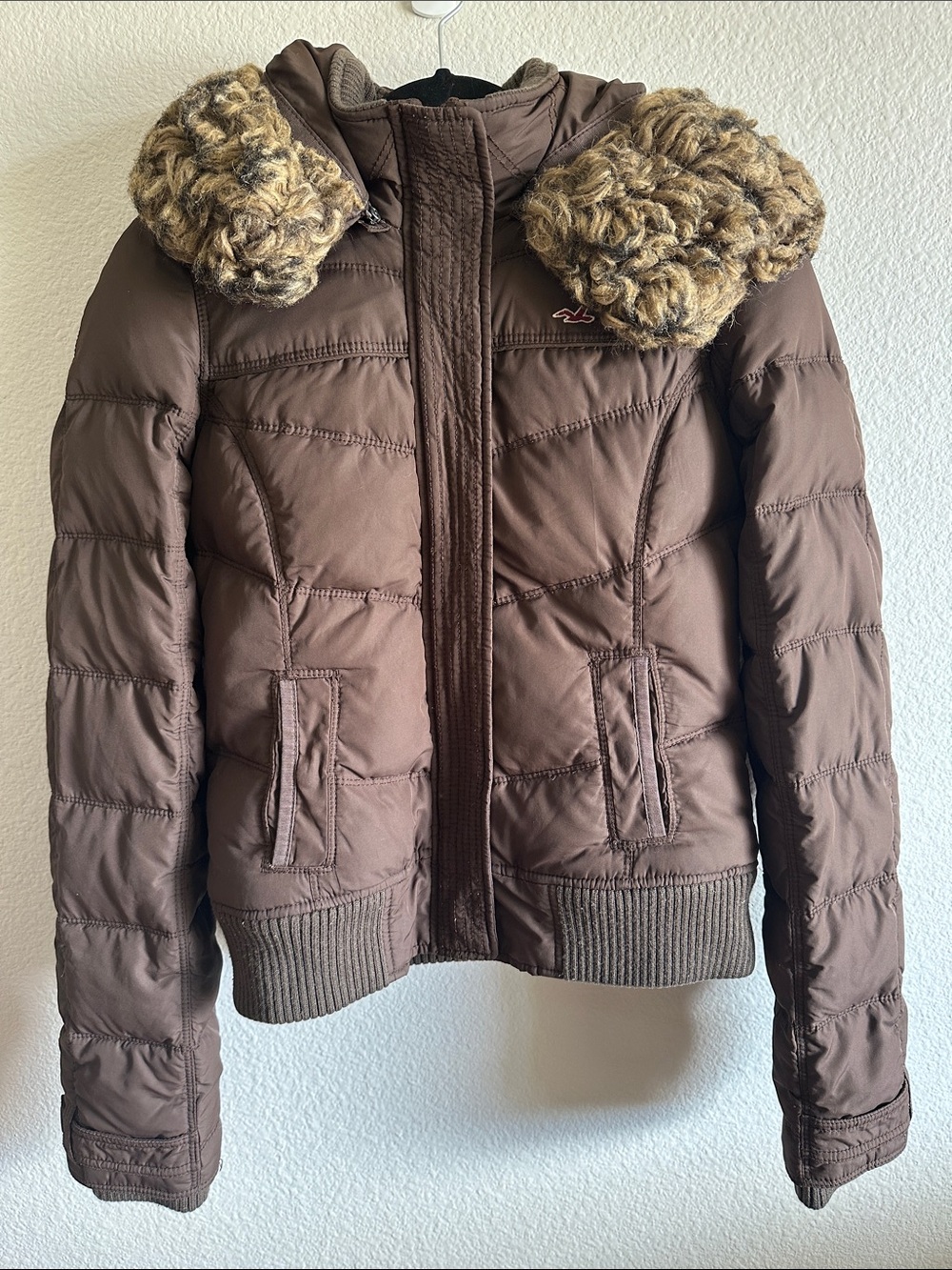 Hollister Brown Down Puffer Jacket Faux Fur Hood Y2K Women’s M